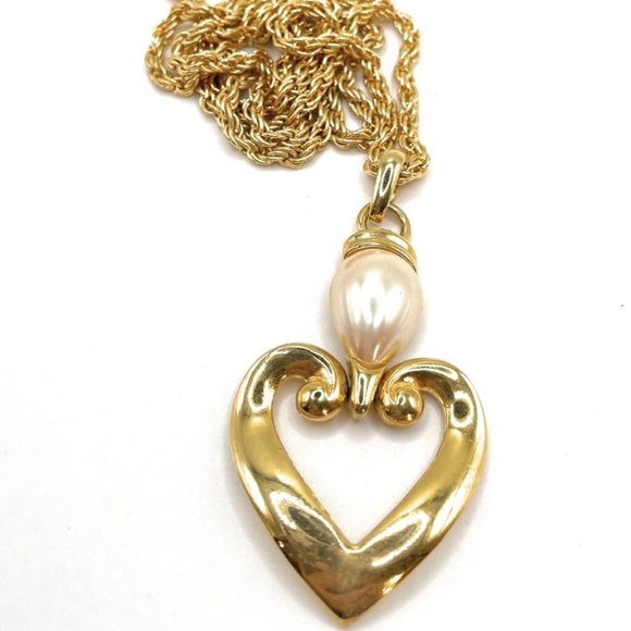 Premier Designs Jewelry - Forever Yours Retired Premier Designs long Necklace